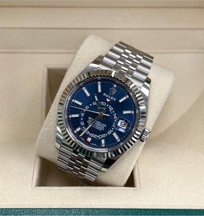 Rolex Sky-dweller 2023 Sky-dweller Blue Dial Jubilee Bracelet Unworn 326934 Box Papers