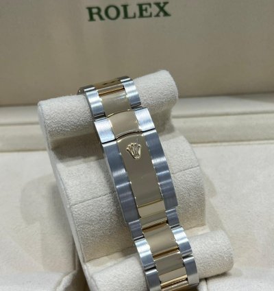 Rolex Sky-dweller 2023 Steel And Yellow Gold Sky-dweller White Dial Box And Papers 326933