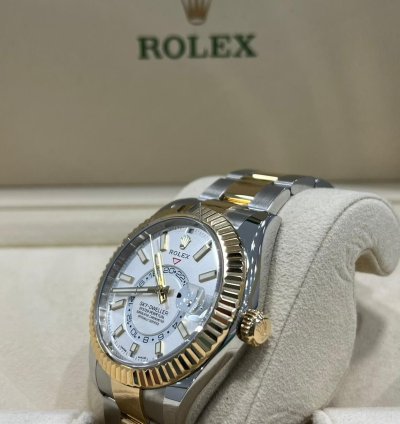 Rolex Sky-dweller 2023 Steel And Yellow Gold Sky-dweller White Dial Box And Papers 326933
