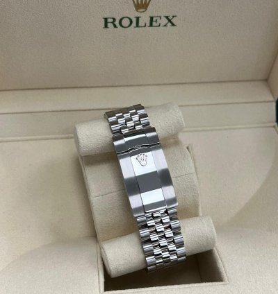 Rolex Sky-dweller 2023 Steel Sky-dweller Blue Dial Jubilee Bracelet Unworn Box And Papers 326934