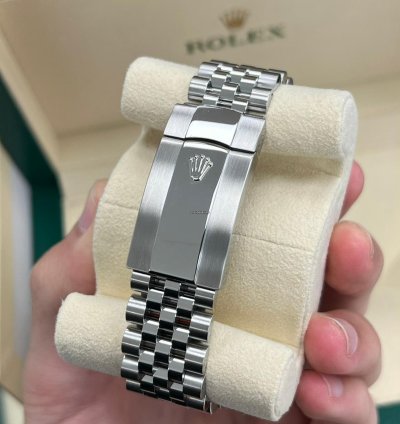 Rolex Sky-dweller 2023 Steel Sky-dweller Blue Dial Jubilee Bracelet Unworn Box And Papers 326934