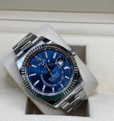 Rolex Sky-dweller 2024 Sky-dweller Blue Dial Unworn 336934 Box And Papers