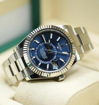 Rolex Sky-dweller 2024 Steel Sky-dweller Blue Dial Unworn Box And Papers 336934