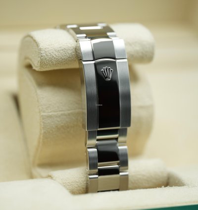 Rolex Sky-dweller 2024 Steel Sky-dweller Blue Dial Unworn Box And Papers 336934