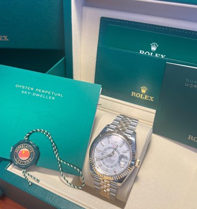 Rolex Sky-dweller 2025 - M336933 Full Set Guarantee Card Dated 27 04 2025