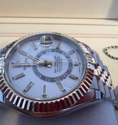 Rolex Sky-dweller 2025 - M336933 Full Set Guarantee Card Dated 27 04 2025
