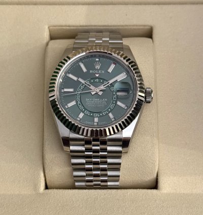 Rolex Sky-dweller 2025 Full Set