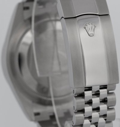 Rolex Sky-dweller 2025 New Papers Rolex Sky-dweller Green 42mm Juilee 18k Stainless 336934 Box