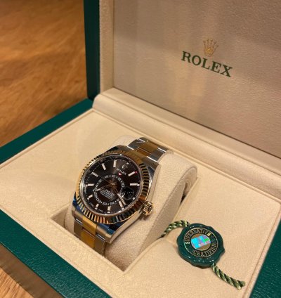 Rolex Sky-dweller 326933