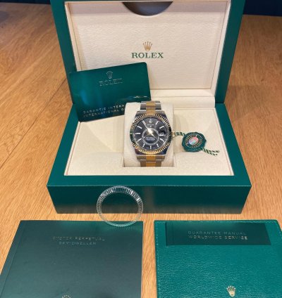 Rolex Sky-dweller 326933