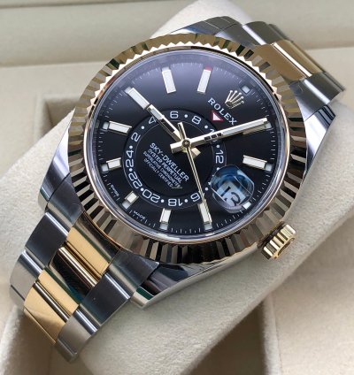 Rolex Sky-dweller 326933 Black Dial Oyster