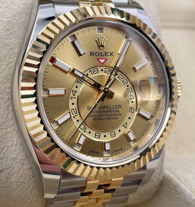 Rolex Sky-dweller 326933 Two Tone Champagne Dial Jubilee Bracelet Unworn 2023