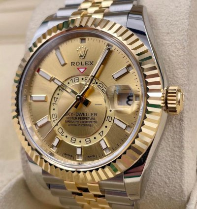 Rolex Sky-dweller 326933 Two Tone Champagne Dial Jubilee Bracelet Unworn 2023