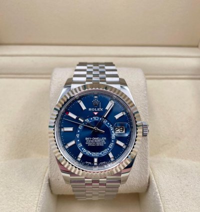 Rolex Sky-dweller 326934 Blue Dial Jubilee Bracelet Unworn 2023