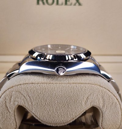 Rolex Sky-dweller 326934 Blue Oyster Warranty