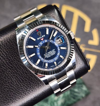Rolex Sky-dweller 326934 Blue Oyster Warranty