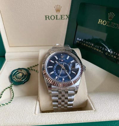 Rolex Sky-dweller 326934 Jubilee Blue Dial - Unworn 2021