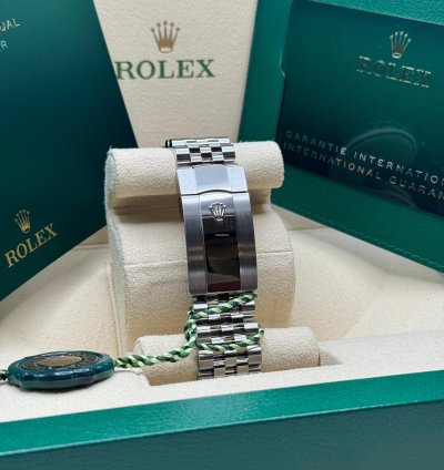 Rolex Sky-dweller 326934 Jubilee Bracelet Blue Dial Mint 2021