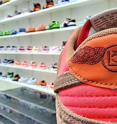 Nike Dunk Low Sp What The Clot