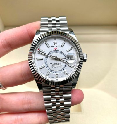 Rolex Sky-dweller 326934 White Jub
