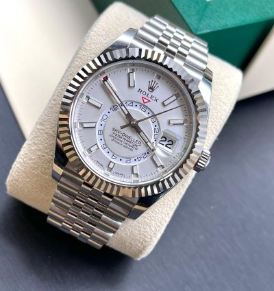 Rolex Sky-dweller 326934 White Jub