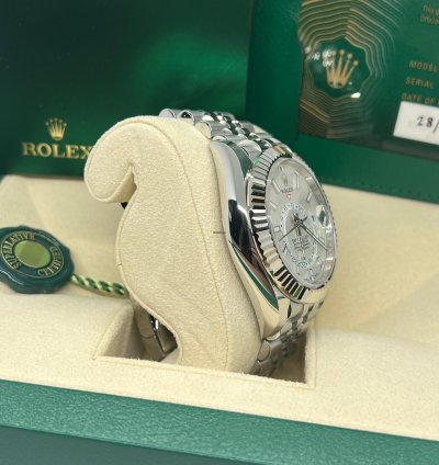 Rolex Sky-dweller 326934 White Jubilee New Unworn 2022 Box And Papers