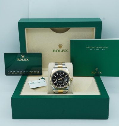 Rolex Sky-dweller 336933 Sky-dweller 42mm Fluted Bezel Two Tone Black Dial Oyster Bracelet Complete Set 2024