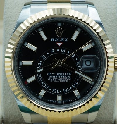 Rolex Sky-dweller 336933 Sky-dweller 42mm Fluted Bezel Two Tone Black Dial Oyster Bracelet Complete Set 2024