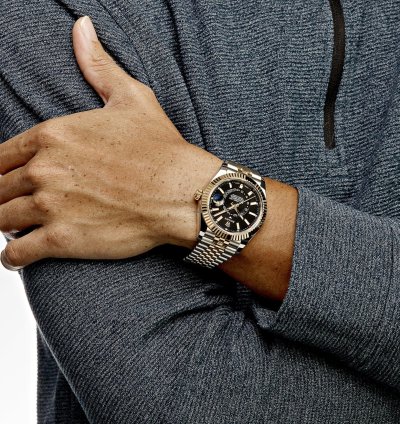 Rolex Sky-dweller 336933 Stainless Steel Yellow Gold Jubilee Black Dial 2024