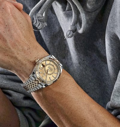 Rolex Sky-dweller 336933 Stainless Steel Yellow Gold Jubilee Champagne Dial 2024