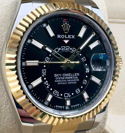 Rolex Sky-dweller 336933 Two Tone Black Dial Oyster Bracelet Unworn 2023