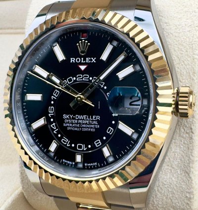 Rolex Sky-dweller 336933 Two Tone Black Dial Oyster Bracelet Unworn 2023