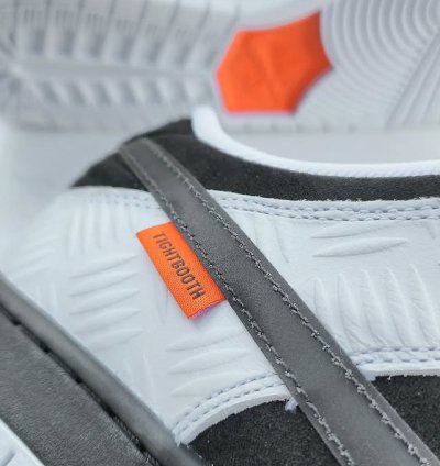 Nike Sb Dunk Low Pro Tightbooth