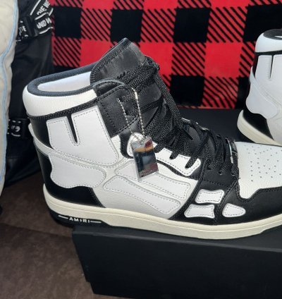 Amiri Skeletoes Hightop