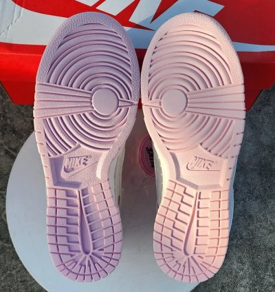 Nike Dunk Low Pink Foam