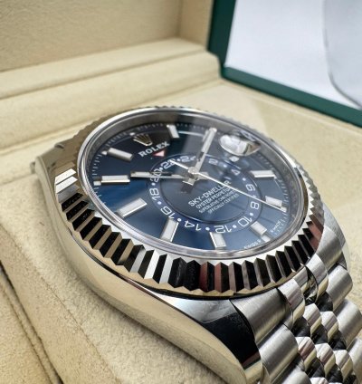 Rolex Sky-dweller 336934 Blue Dial Jubilee 2025