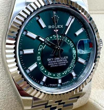 Rolex Sky-dweller 336934 Green Dial Jubilee Bracelet Unworn 2025