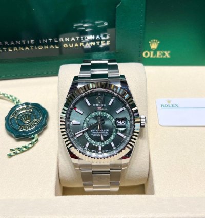 Rolex Sky-dweller 336934 Sky-dweller 42mm Steel Mint Green Dial Oyster