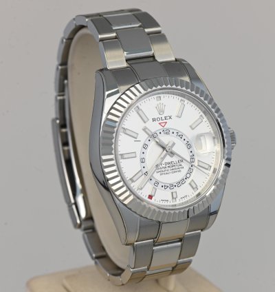 Rolex Sky-dweller 42 Wei Oyster 326934 05 2022 Full Set