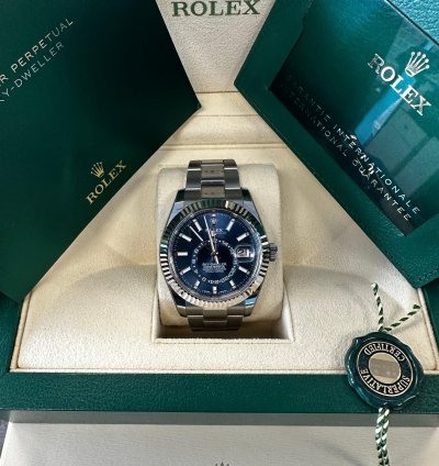 Rolex Sky-dweller 42mm 336934 Oystersteel Fluted Bright Blue Dial Unworn Complete 2023