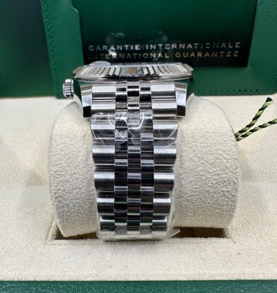 Rolex Sky-dweller 42mm Blue Dial Jubilee Bracelet 336934 New Unworn 2025