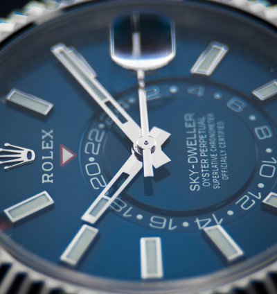 Rolex Sky-dweller 42mm Blue Dial Stainless Steel Jubilee Fluted Complete