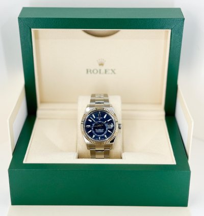 Rolex Sky-dweller 42mm Fluted Bezel Stainless Steel Blue Index Dial Oyster Bracelet 326934