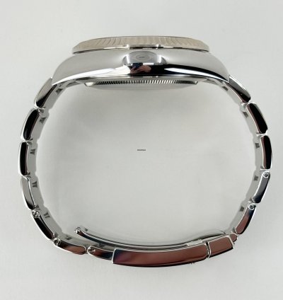 Rolex Sky-dweller 42mm Fluted Bezel Stainless Steel Blue Index Dial Oyster Bracelet 326934