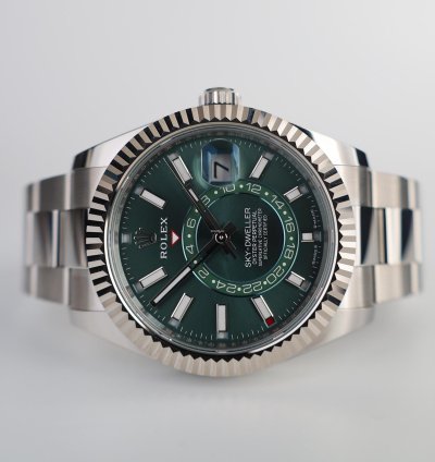 Rolex Sky-dweller 42mm Fluted Bezel White Gold Mint Green Index Dial Oyster Bracelet 336934