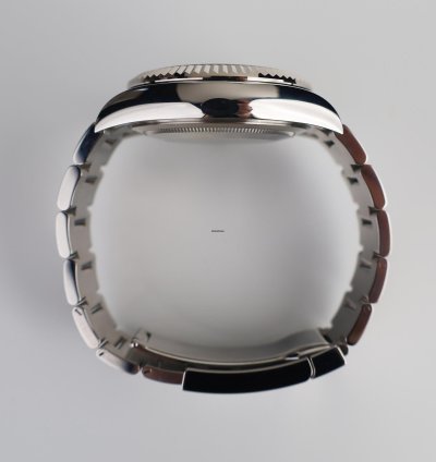 Rolex Sky-dweller 42mm Fluted Bezel White Gold Mint Green Index Dial Oyster Bracelet 336934