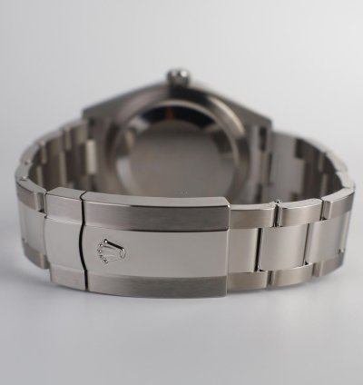 Rolex Sky-dweller 42mm Fluted Bezel White Gold Mint Green Index Dial Oyster Bracelet 336934