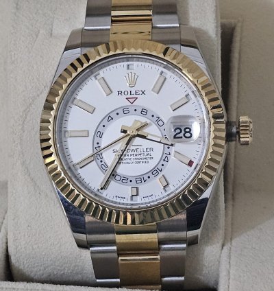 Rolex Sky-dweller Acciaio Oystersteel Oro Giallo - Nuovo 27 10 2021