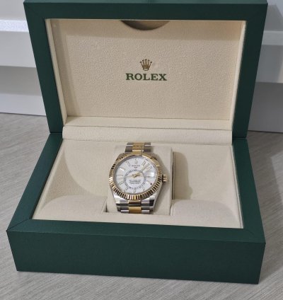 Rolex Sky-dweller Acciaio Oystersteel Oro Giallo - Nuovo 27 10 2021