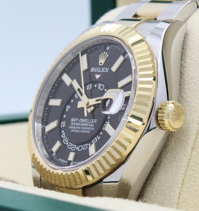 Rolex Sky-dweller Automatic Steel 18k Gold Black Dial Ref 336933
